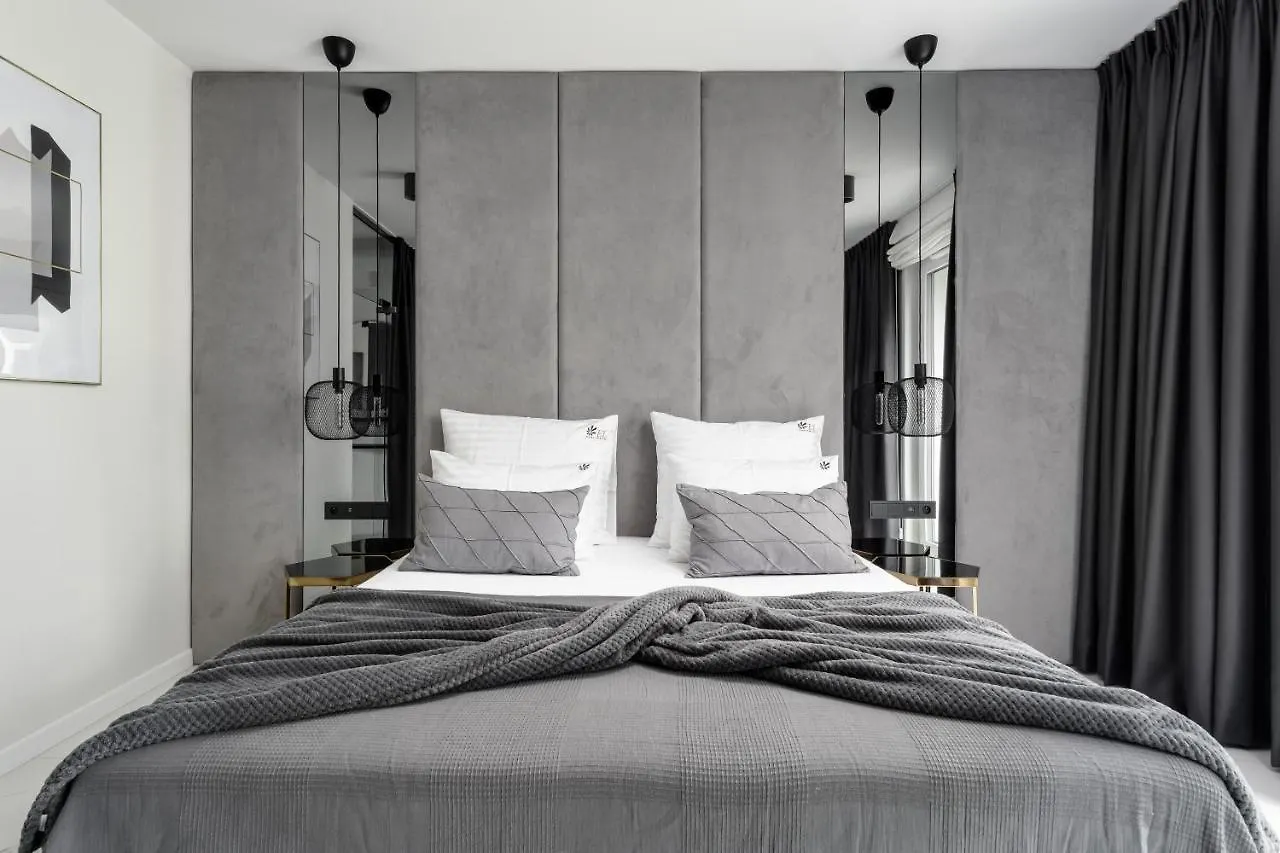 El Apartments - Golden Palace Познань